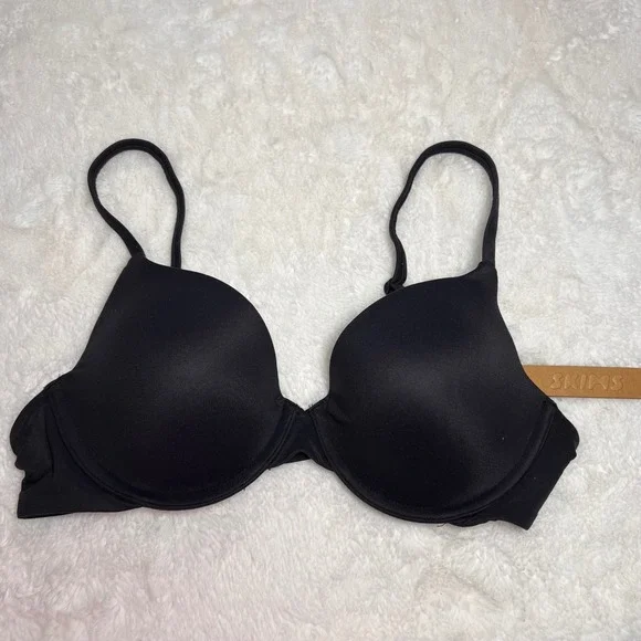 SKIMS Women's T-Shirt Bra Onyx Black Size 34B Underwire Adjustable Straps NWT - Picture 3 of 8